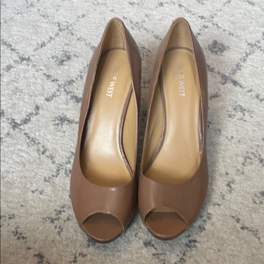 Nine West Pumps. Nude.